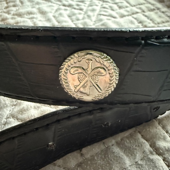 Black Leather Belt with Golf Club Medallions Size Medium - Picture 5 of 8